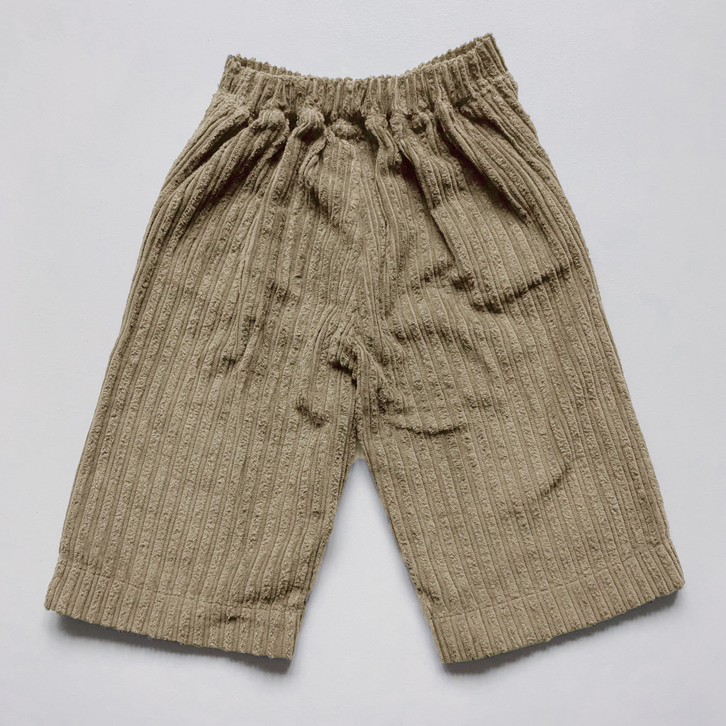 The Vintage Corduroy Utility Trouser in sand, Gr. 3-6M, 6-9M, 9-12M